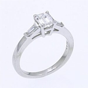 Classic Bridal Ring 1 / 0.50 CARAT NATURAL EMERALD GIA CERTIFIED D / VS1 CENTER DIAMOND